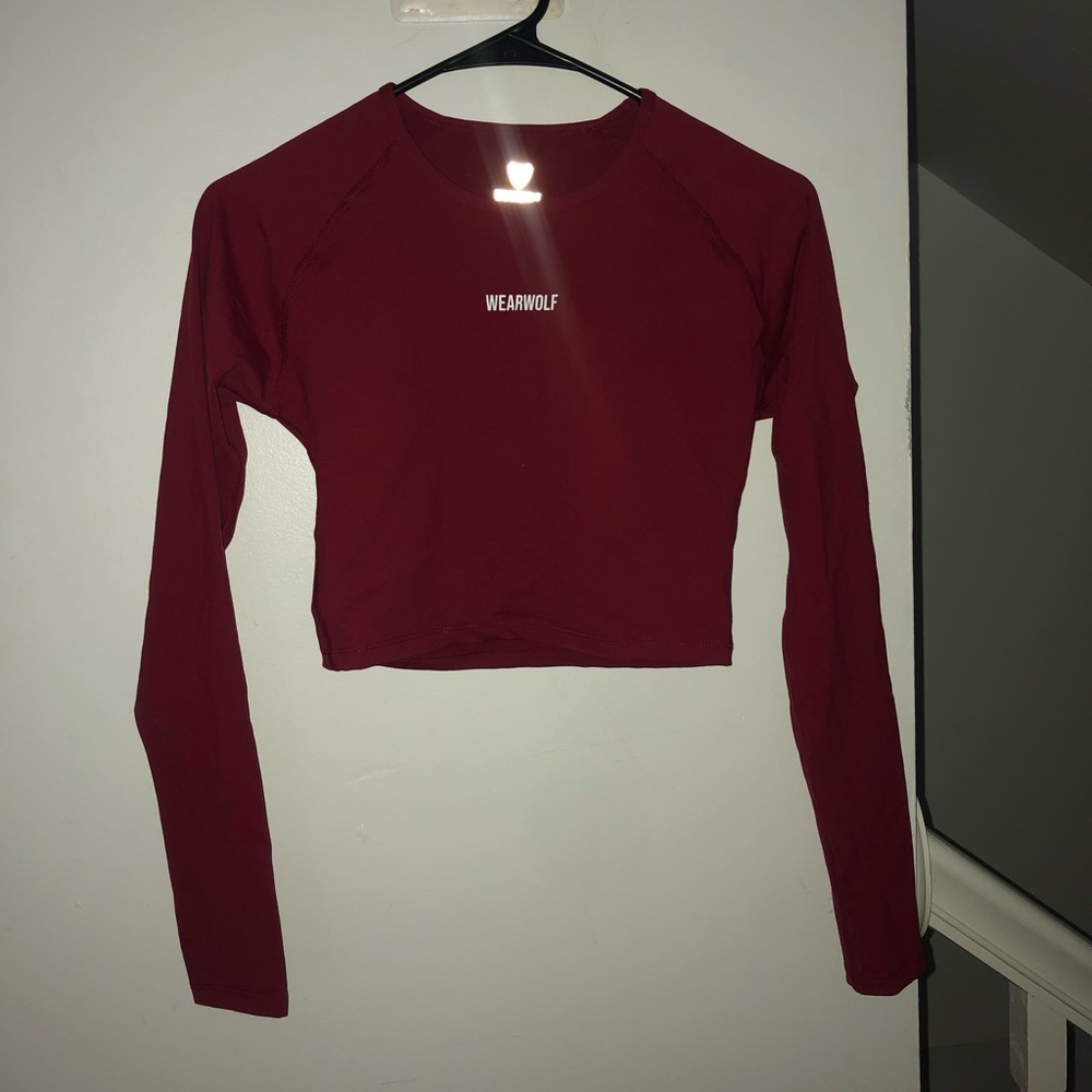 wearwolf long sleeve athletic top